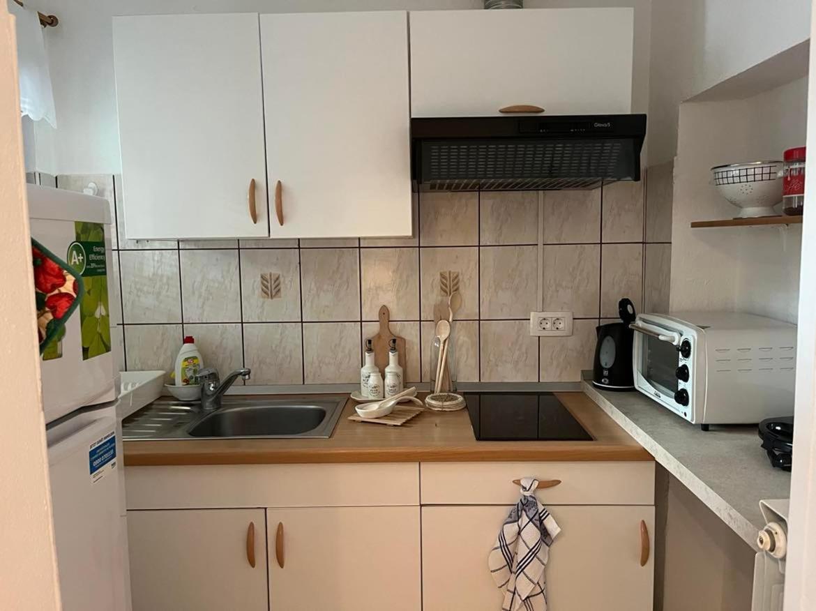 Apartment Vella โคเปร์ ภายนอก รูปภาพ